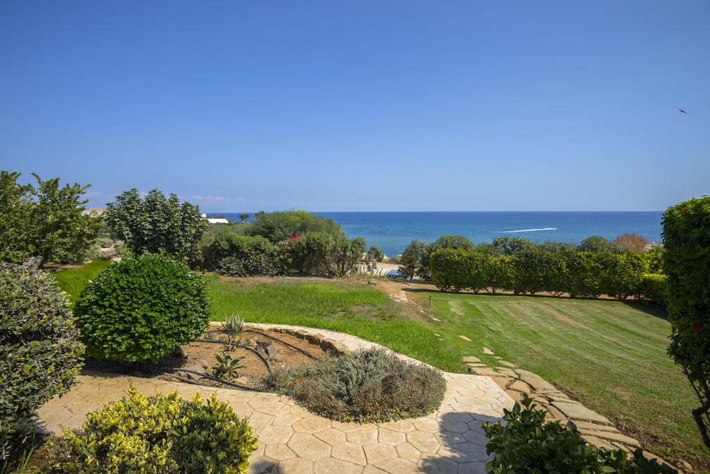 Protaras Beachfront Sirina Lina Suite Паралимни Экстерьер фото