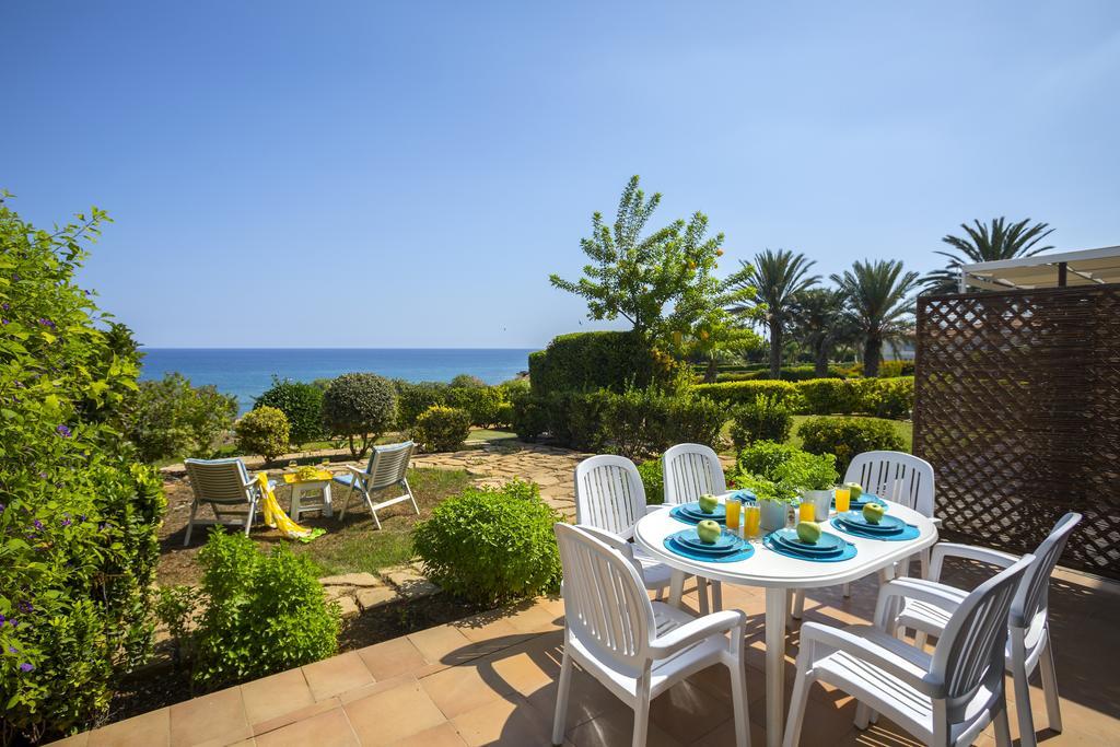 Protaras Beachfront Sirina Lina Suite Паралимни Экстерьер фото
